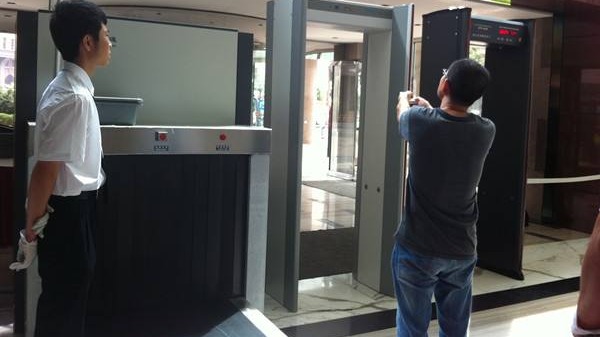 安檢機在酒店的應用
